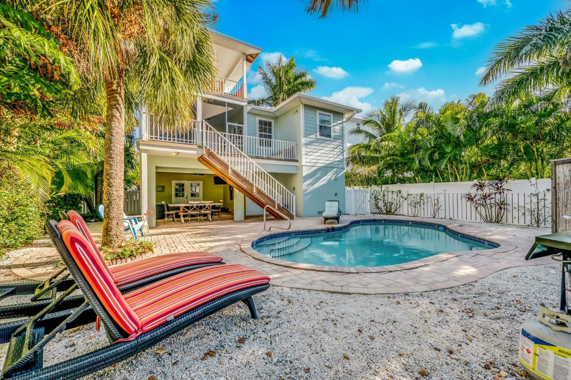 Flip Flops And Fish Tales Villa Anna Maria Exterior photo